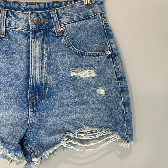 H&M Divided High Waisted Denim Jean Shorts Blue Distressed Hem Worn In Size 0 - Picture 4 of 10